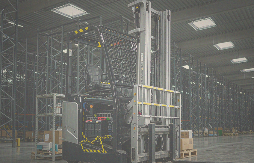 Top Forklift Battery Manufacturer: Reliable Lithium Solutions for Industrial Applications